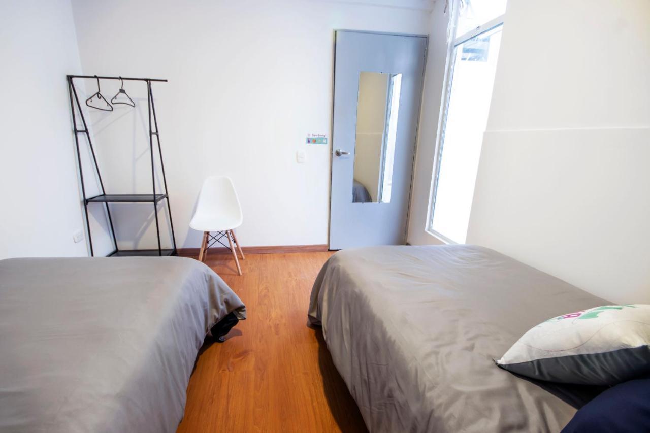 Urbana Hostel ボゴタ エクステリア 写真