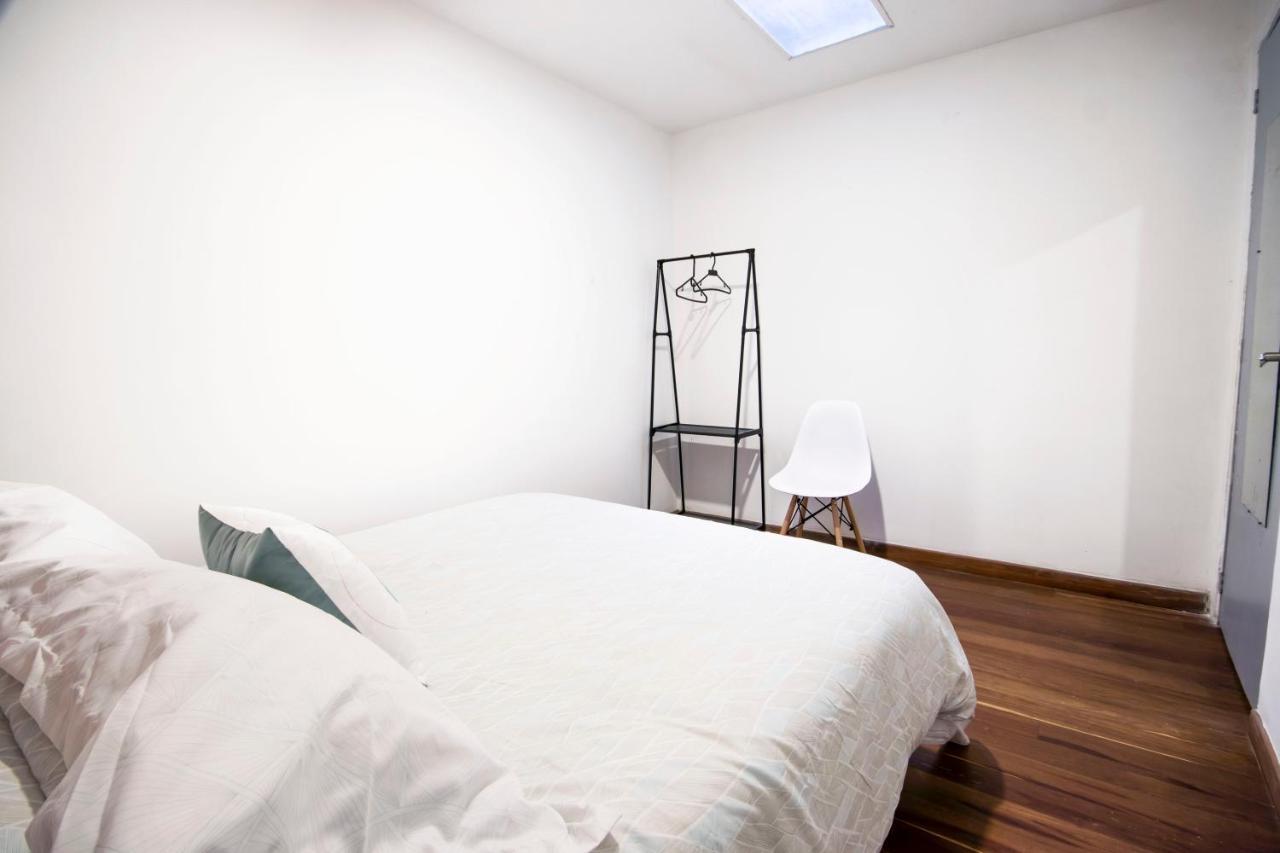 Urbana Hostel ボゴタ エクステリア 写真