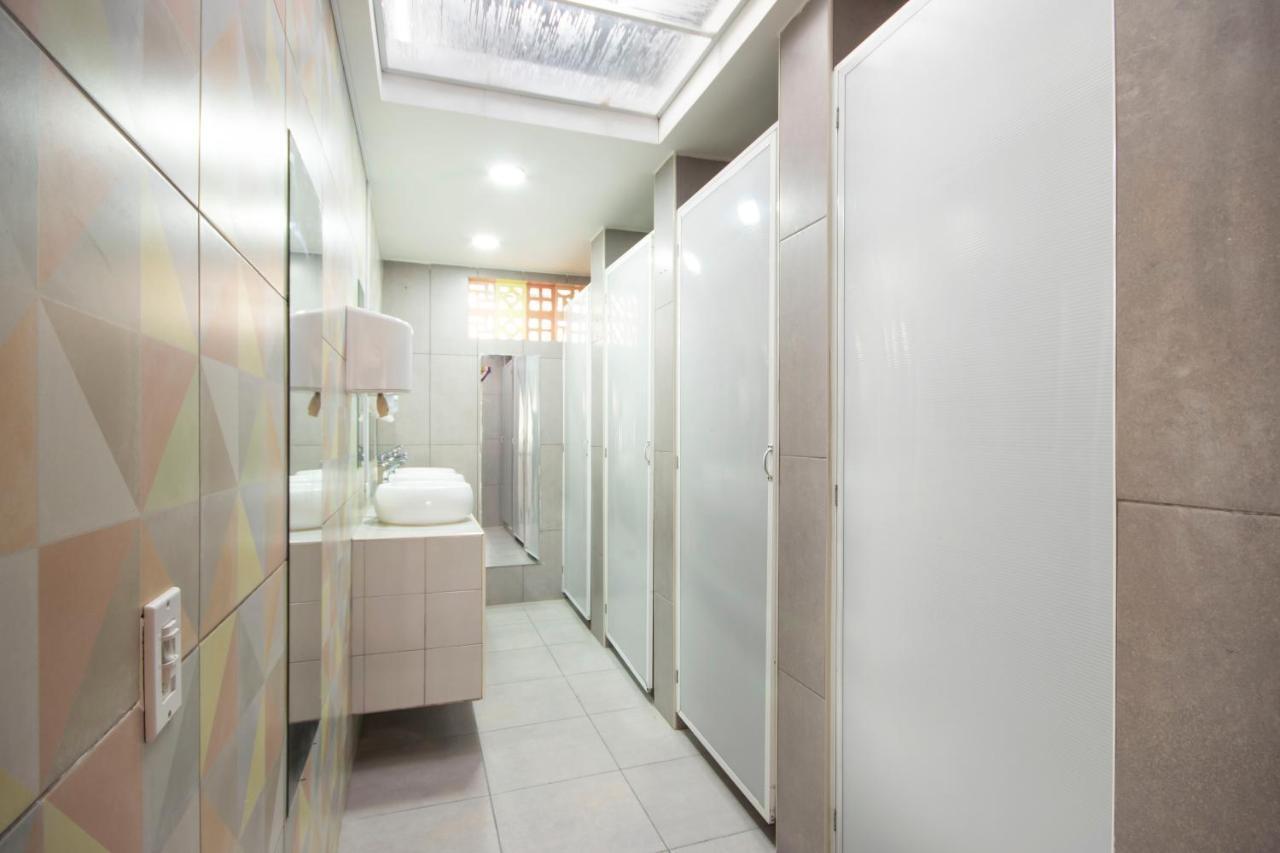 Urbana Hostel ボゴタ エクステリア 写真