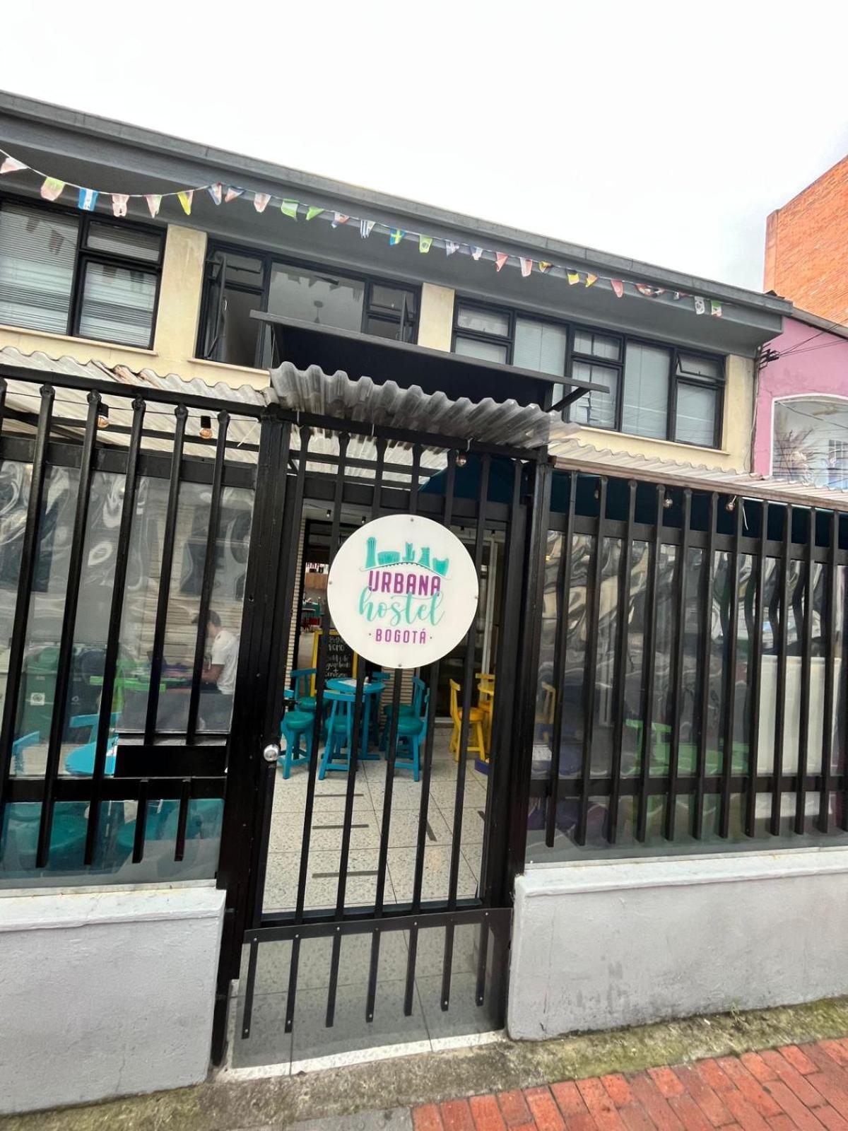 Urbana Hostel ボゴタ エクステリア 写真