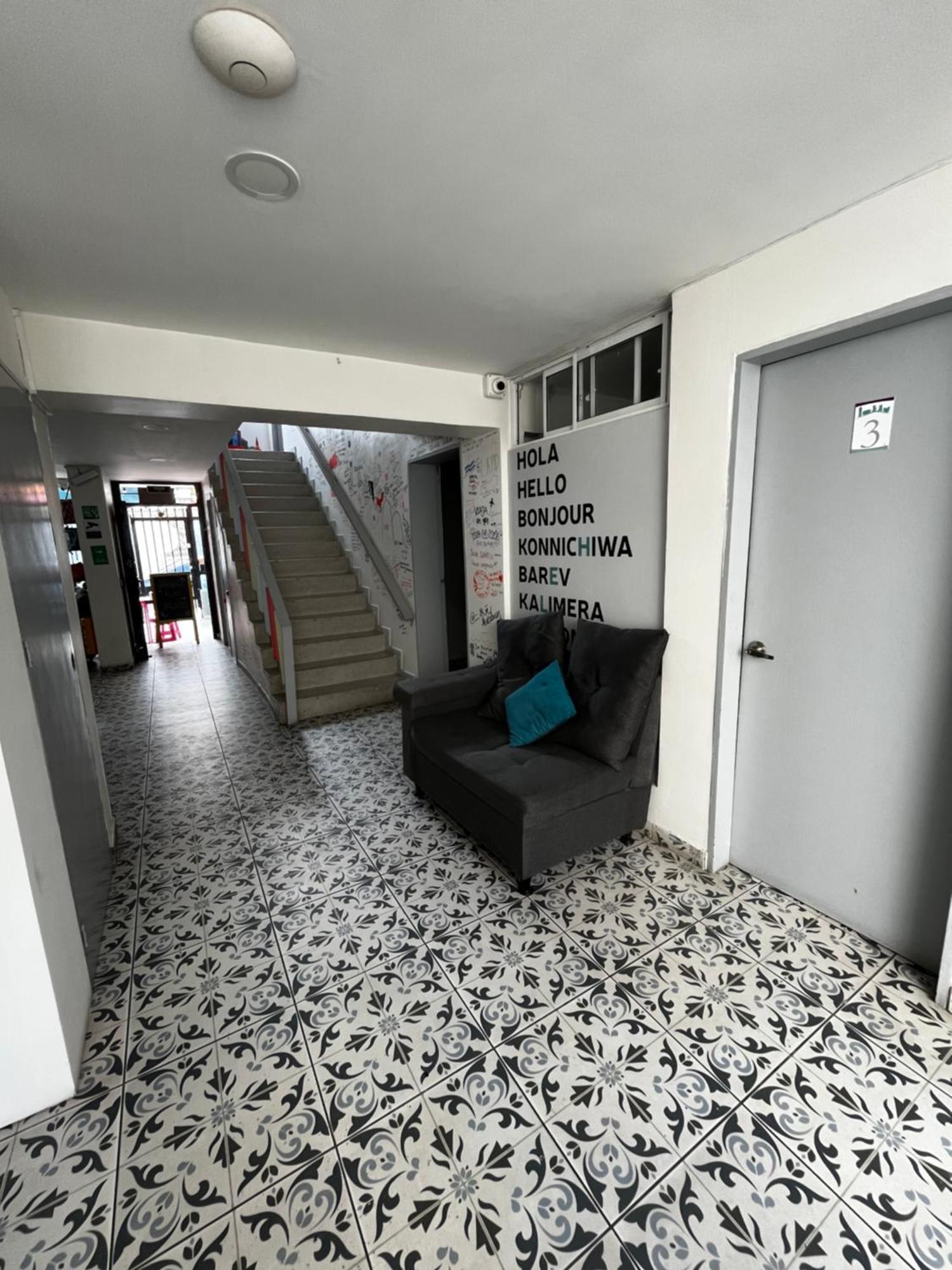 Urbana Hostel ボゴタ エクステリア 写真